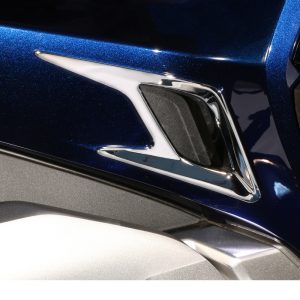 Side panel vent trim chrome
